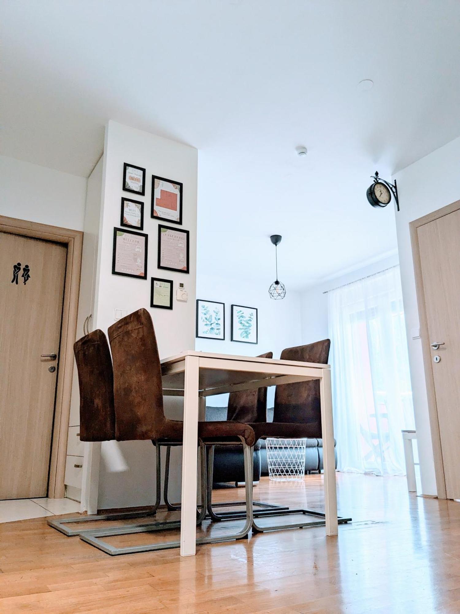 Doma-Lu Apartment-Near Airport And Highway- Free Parking Velika Mlaka エクステリア 写真